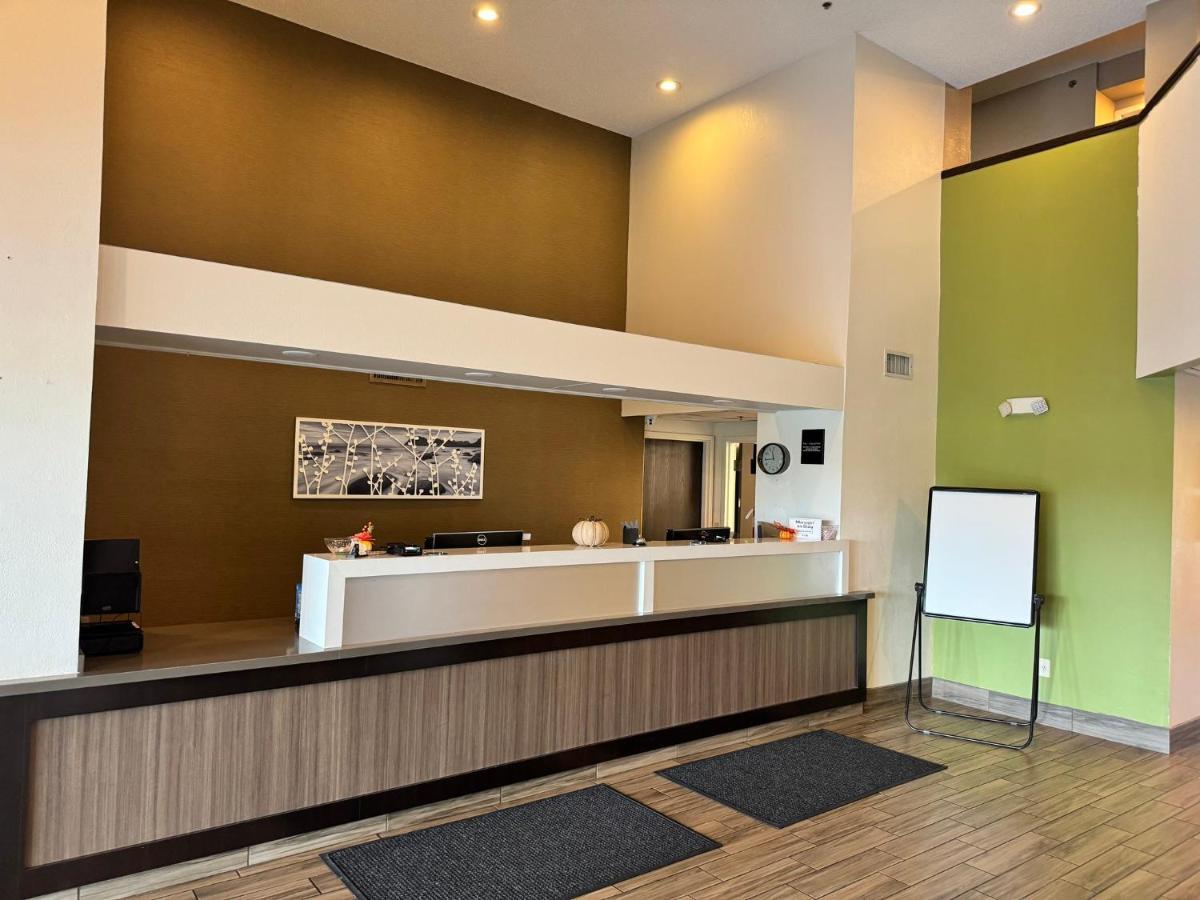 Spot X Hotel Tampa - Wesley Chapel By The Red Collection Exterior foto